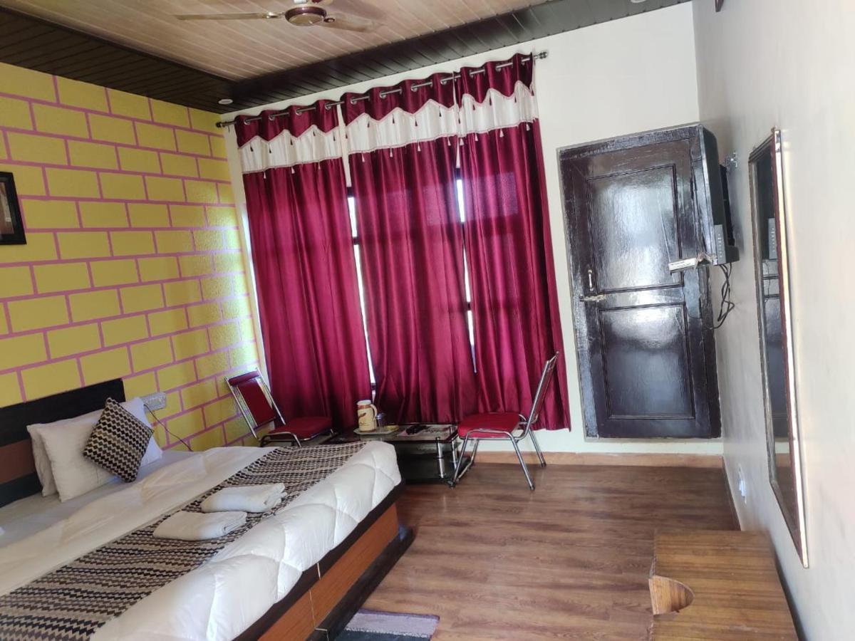 Hotel Deepraj, Kausani Exterior foto