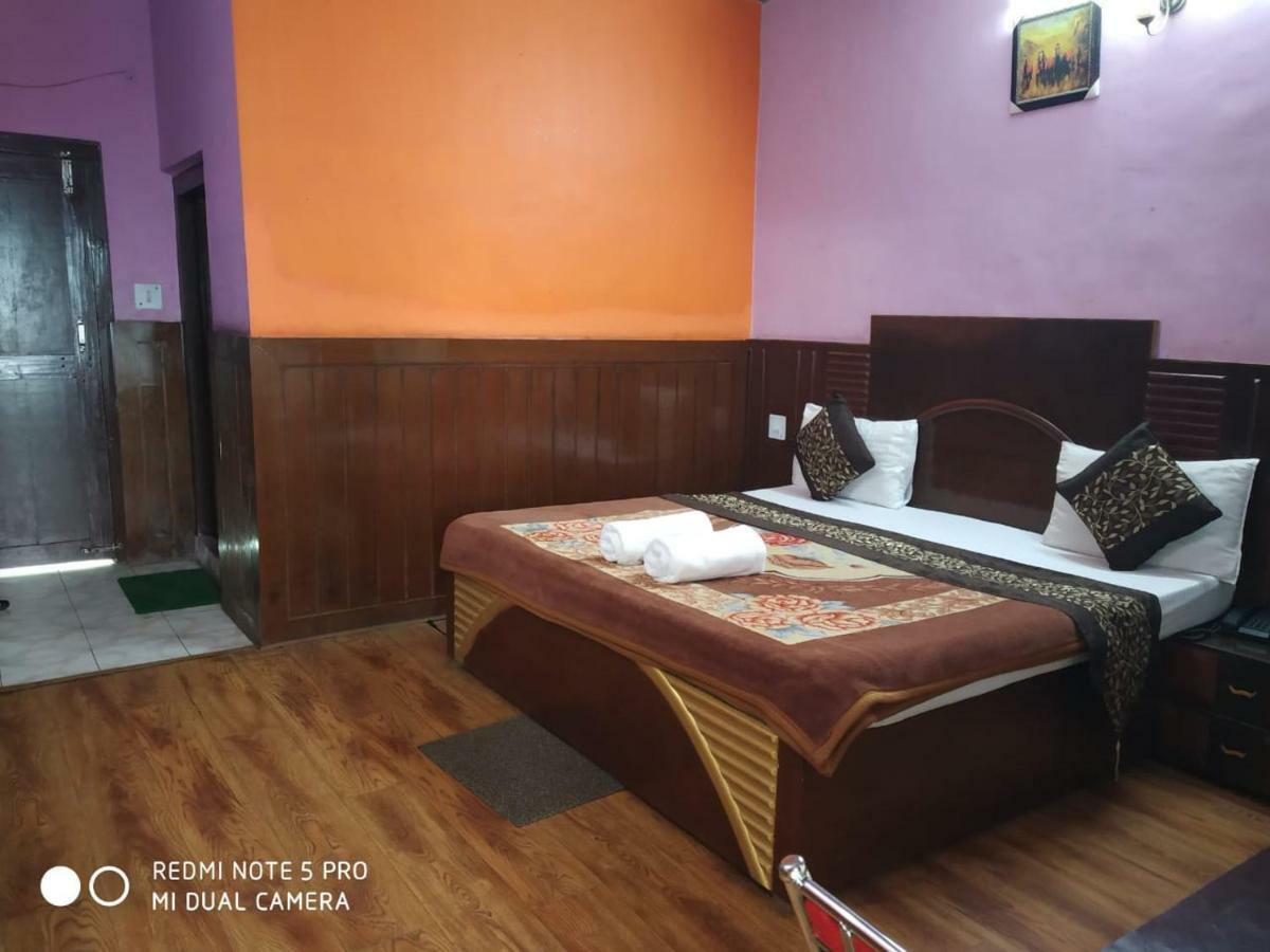 Hotel Deepraj, Kausani Exterior foto